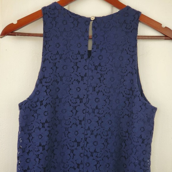 Alya  Navy Blue Floral  Lace Flowy Sleeveless Lined Top Womens Size Small - Picture 8 of 10